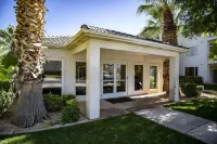 Newly Renovated St. George Getaway!!