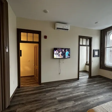 Cozy 1 bedroom apartment located in beautiful downtown New Ulm