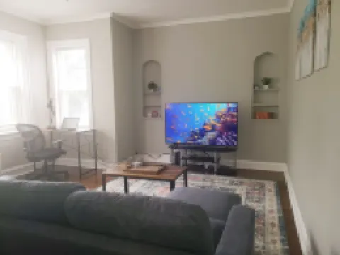 Comfy Bed/Free Parking&Wifi /NearHosp/ORD/MDW/DT