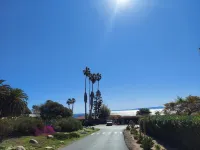 Attached Unit, a few minute walk from the Beach Hotel a Santa Barbara County
