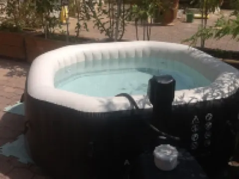 apartment f2 2/4 pl avignon festival.