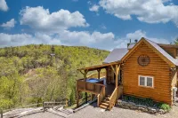 Log Home with Amazing Views of MT. Mitchell/Fireplace /Hot Tub/Pet Friendly