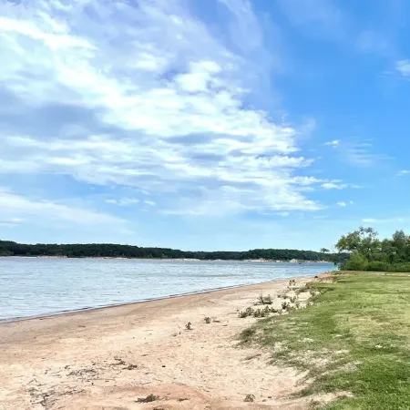 1 Bdrm, Sleeps 4, Close to water, Firepit, Pet friendly, Full Kitchen