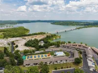 Lakeview Lodge - Getaways at Kimberling Crossing