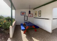 Amazing Sea- and Mountainviews. Tropical Garden with Privatepool