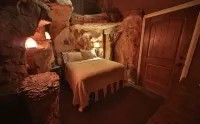 Stay in the Zion themed inn!3348714 a new 2nd rental. The Silo Inn