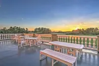 Legends Golf Resort Condo, 4 Beds, 2 Bath Pool access near Coastal Carolina Univ - WiFi