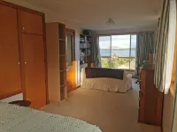 Flinders Island - Self Contained Holiday Home - Lady Barron - "Masters Quarters"