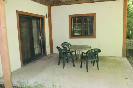 Beautiful Condo Located In Disciples Village ~ Steps to ski and water park!