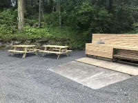 Beautiful farmhouse overlooking water with beach access on a private estate Hotels in Lopez