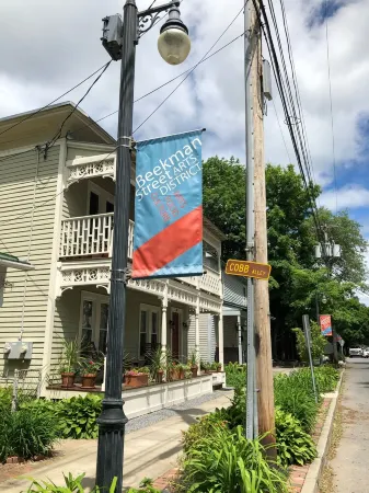 Nestled in the Beekman Art District