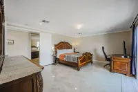 Updated Golf Course Home Mountain Views Heated Pool Sport Court Putting Green 데세르 비스타 공원 주변 호텔