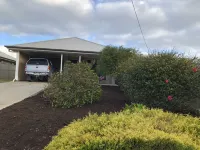 CandE on Wheelton-Centrally Located  Holiday Getaway Home in Kingscote!