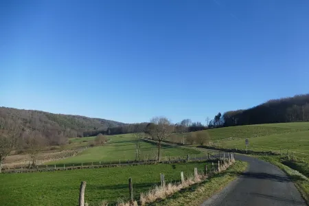 Ferienwohnung Hüppelröttchen, Gönne dir Eine Auszeit. Hundefreundlich! Отели в г. Айторф