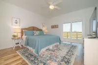 Yellowtail Flats ~ New house on canal in Rockport ~ Great outdoor Space - 4성급