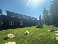 Idyllic Idaho Getaway: Your Spirit Lake Sanctuary