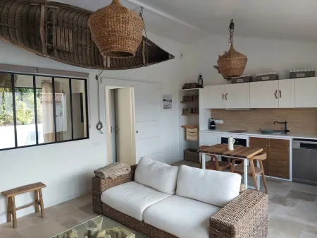 Maison Neuve 50m2 Piscine Privee Отели рядом с достопримечательностью «Casino La Pastourelle»