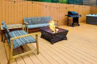 The Finch House - Hot Tub & Sauna Hotels in Fallsburg