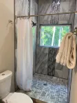 Shawnee Bend Lake of the Ozarks Shome, Quiet! Fisherman room for trailer parking