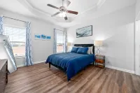 Close to everything in Clarksville and Fort Campbell; Dog-friendly Townhome. Hotels near Finish Line
