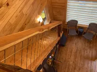 Coach’s Quarters on the Creek- A Night in the Trees!