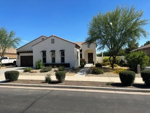 Beautiful QC home with all you need! 5 minutes from dining & entertainment areas Hotels in Queen Creek