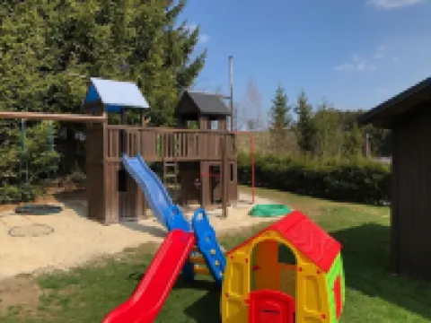 Apartment, 2-4 p., 2 Bedrooms, Child-Friendly, WiFi Via Dsl Free of Charge Hoteles en Bad Brambach