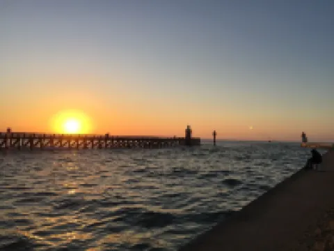 <- Direct on This Beach, Bright; Sea View. T 42m2 + Terrace + Wifi Garage