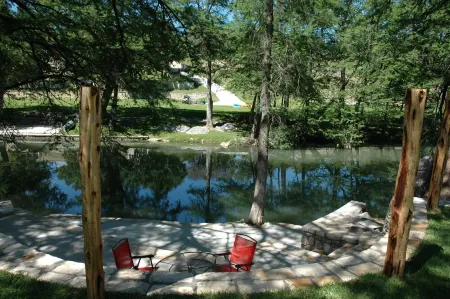 The Cottage At Axis Hill Farm with Private Riverfront