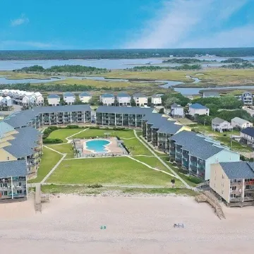 Ocean View, Pool & Easy Beach Access!