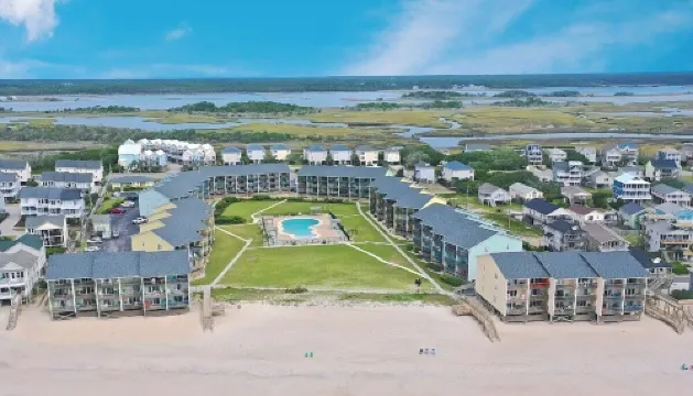 Ocean View, Pool & Easy Beach Access!