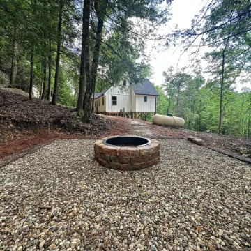 Boulder Trail Getaway- 15 min from New River Gorge National Park