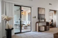 Charming 3-bedroom villa in E Scottsdale with htd pool/spa & mountain views