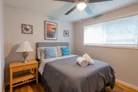 Sleeps 10, Close to Airport, Peace Health, Waterfront, WWU & WCC