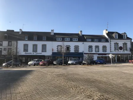 Quiet studio in the heart of Arradon Отели в г. Аррадон