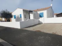 Nice House, Very Appreciated, Quiet, Close to the Sea, Private Pool,  . Hotels in Port-Des-Barques