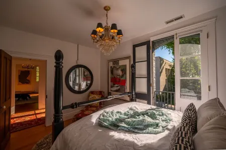 Historic Downtown Loft Apartment