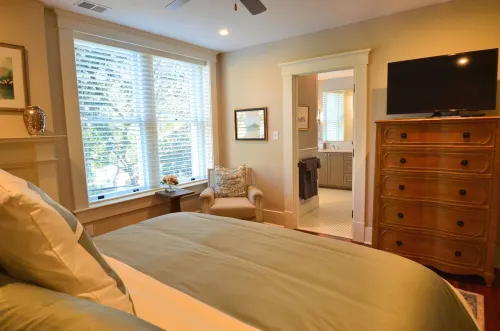 The Brigham 5 Star! Rooftop Terrace Historic Savannah Ultimate Lux Vacation!!
