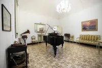 Historic residence Villa Fontana private pool & botanic garden CIR9081022C207640