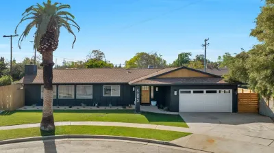 Unique Modern Home W/Pool Hotels near Oh Wow Nickel Arcade