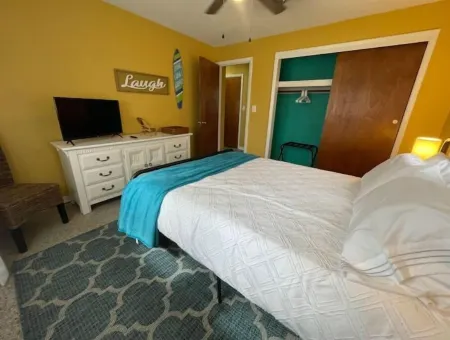 Ocean Blue Отели рядом с достопримечательностью «Lavender Fields Day Spa»