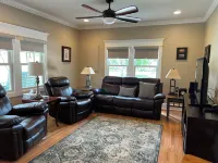 Recently updated Park Street Cottage with garage in Downtown Greeneville, TN. Hotels in Greeneville