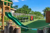 Lakefront Luxury Retreat – 7BR Paradise Escape Olympia Heights住宿飯店