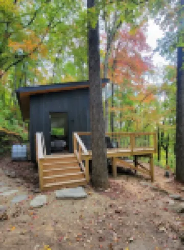 Get back to nature! Unique cabin in the mountains 15 minutes from Asheville N.C.
