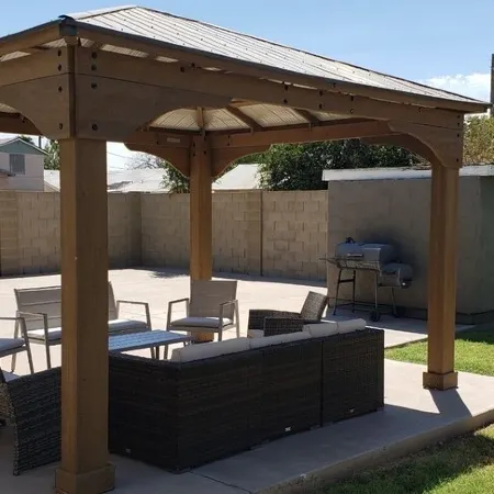 3BR Remodeled Home in Mesa | Near LightRail | CAR!