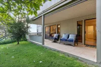 Panoramic Ocean View Condo on Golf Course close to Beaches