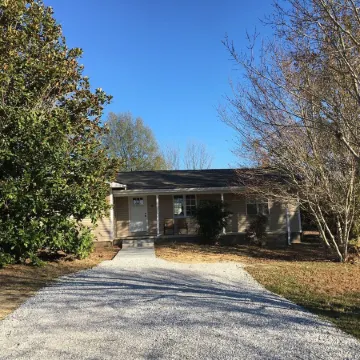 FAMILY GUEST HOUSE-SPLIT BEDROOMS
