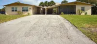 Perfect Beach Location - Spacious, Modern Cottage