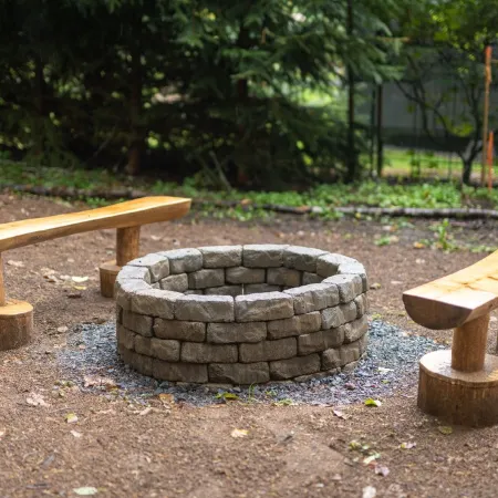 Green Cabin - Hot tub, EV, Fire Pit, Hammock