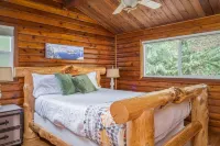The Alder Lodge - Hot Tub, Shuffleboard, Air Hockey, BBQ, Dogs-ok